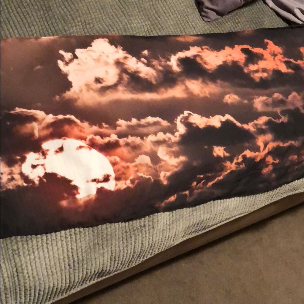 Handmade Night Moon Scarf - Picture 3 of 4